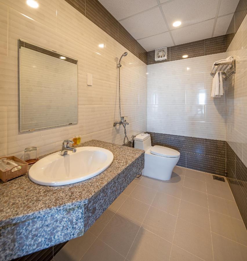 Lotus Rock 05 Hotel Đà Nẵng Extérieur photo